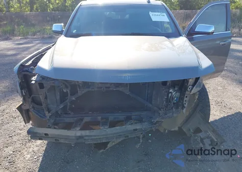 2019 Chevrolet Suburban Premier from USA, damaged, VIN 1GNSCJKC3KR129739